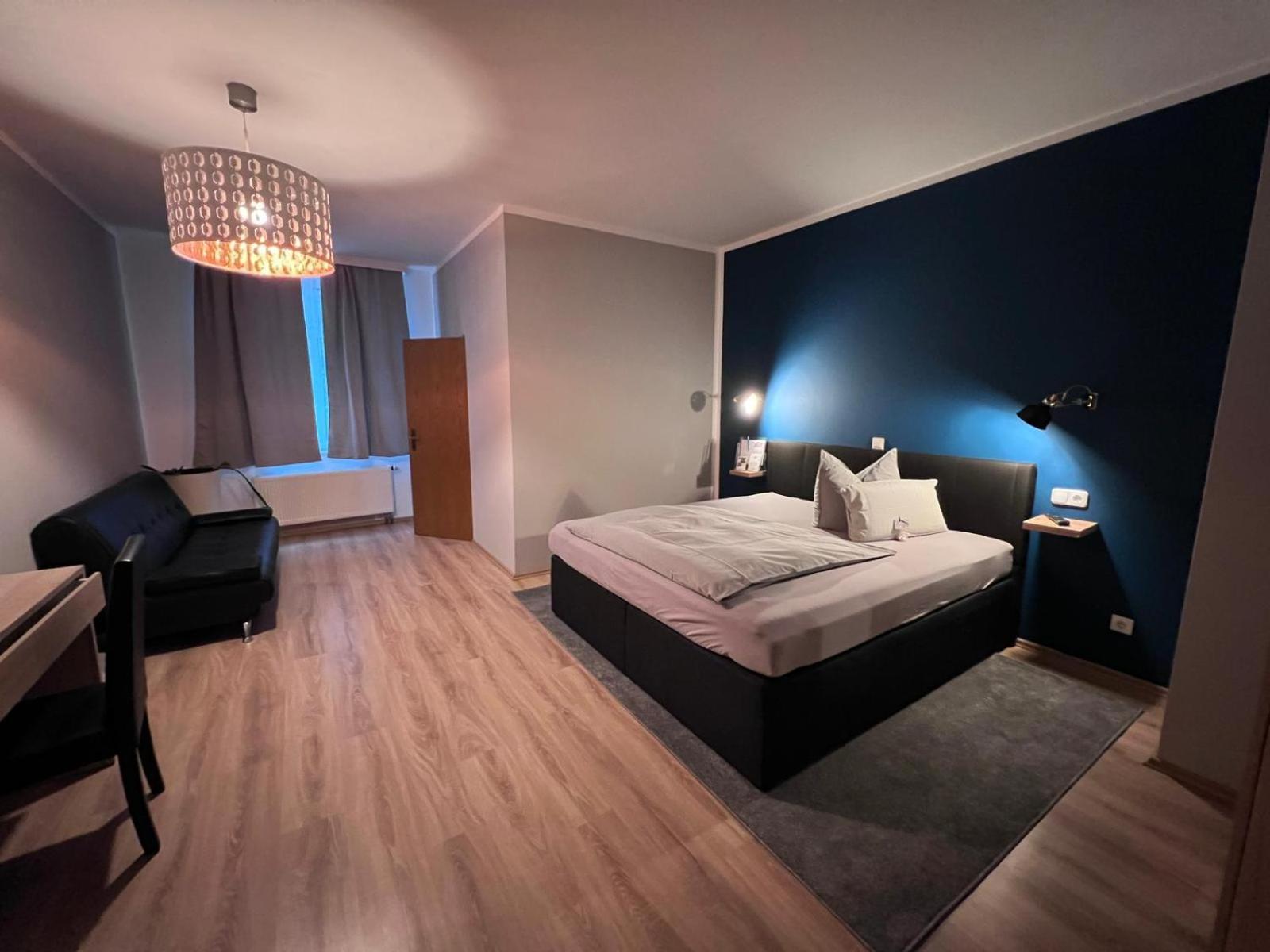 Hotel Am Vogelsang เกเฟลส์แบร์ก ภายนอก รูปภาพ