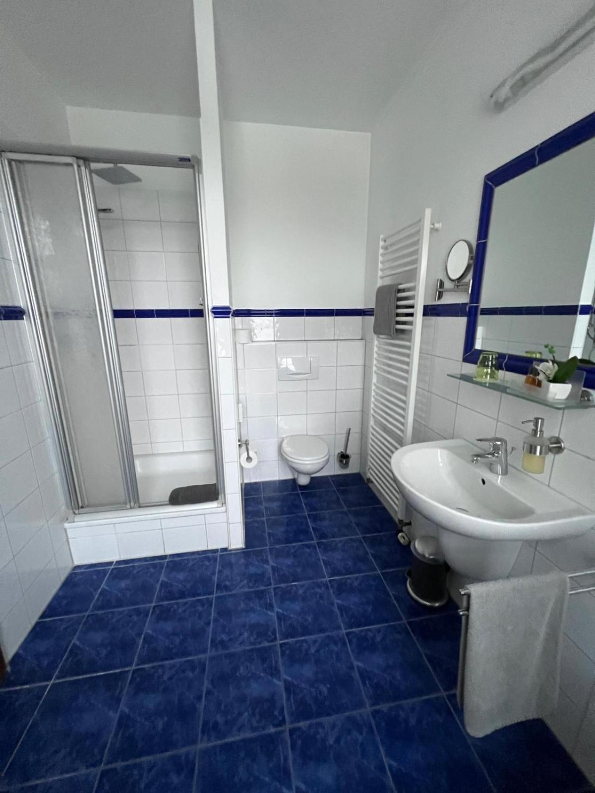 Hotel Am Vogelsang เกเฟลส์แบร์ก ภายนอก รูปภาพ